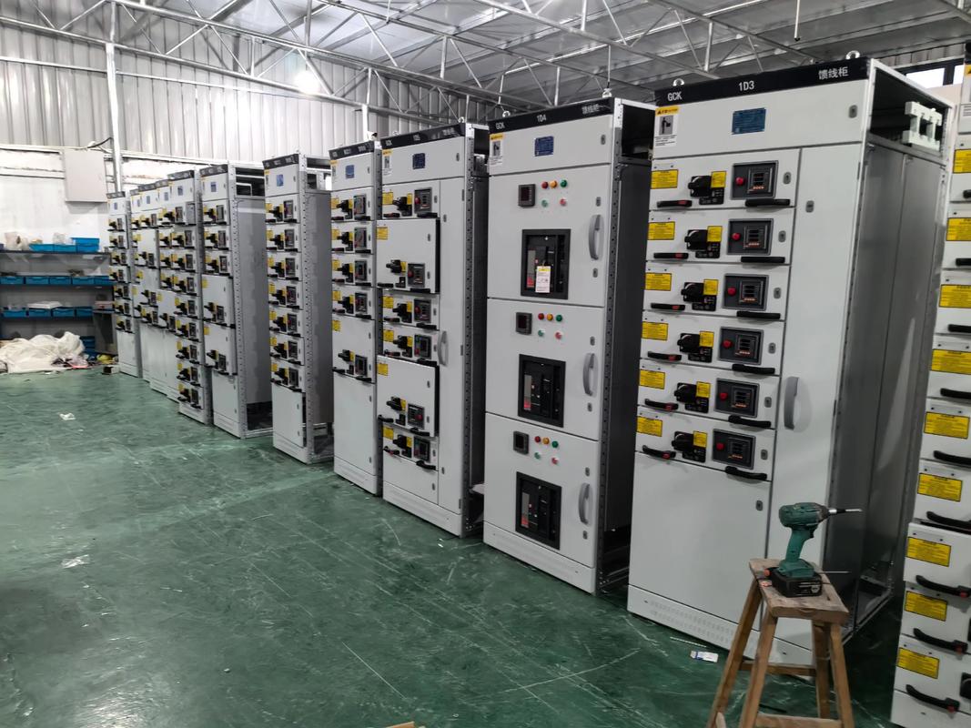 專業(yè)生產(chǎn)低壓MNS、GCS、GCK抽屜柜的電氣設(shè)備廠家 如何選擇可靠的母排供應(yīng)商？